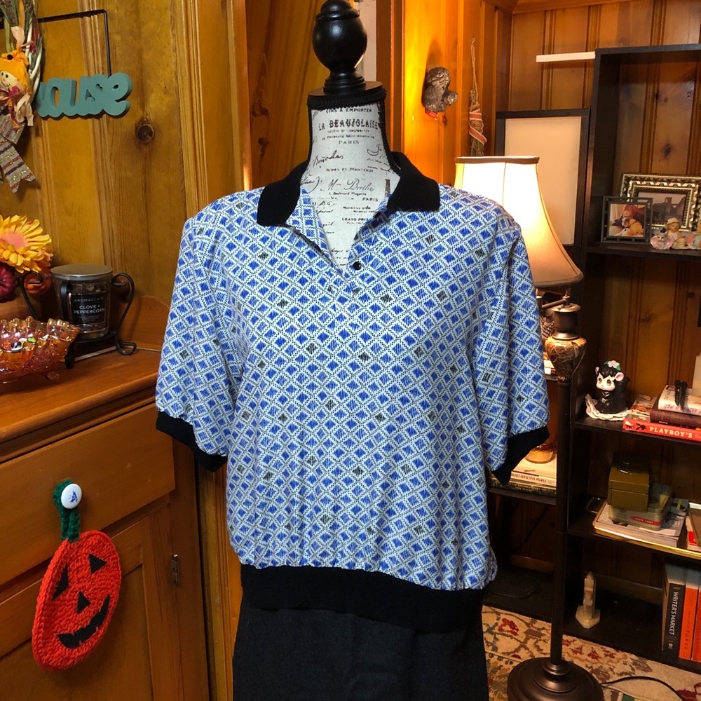 1960’s-style 🎳 Bowling Shirt